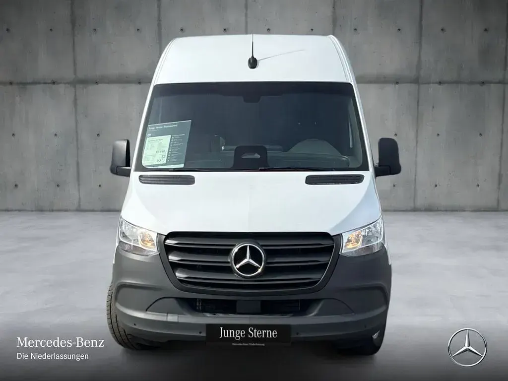 Gebraucht Mercedes Sprinter 170 PS (125 kW) 2025 Weiß Van
