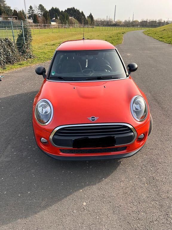 Gebraucht Mini ONE 102 PS (75 kW) 2018 Orange Kleinwagen
