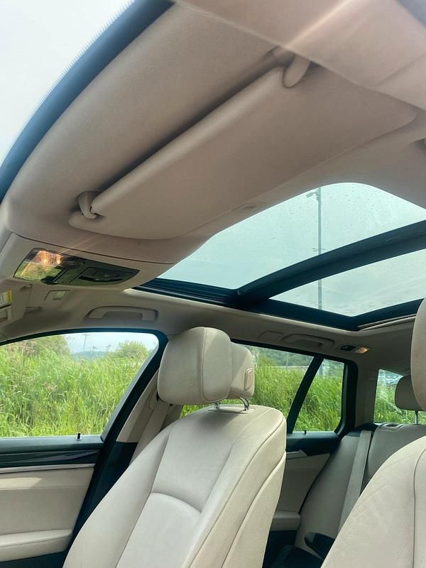 Gebraucht BMW 520 184 PS (135 kW) 2011 Grau Kombi