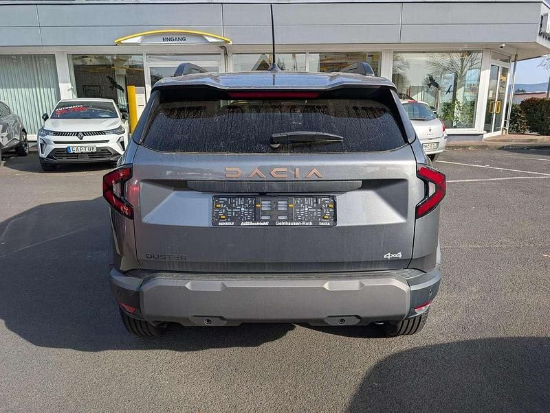 Neu Dacia Duster Extreme 131 PS (96 kW) 2025 Schiefergrau SUV