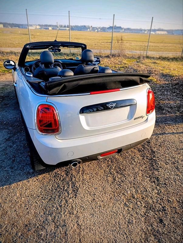 Gebraucht Mini Cooper Cabriolet 115 PS (84 kW) 2018 Silber Cabrio