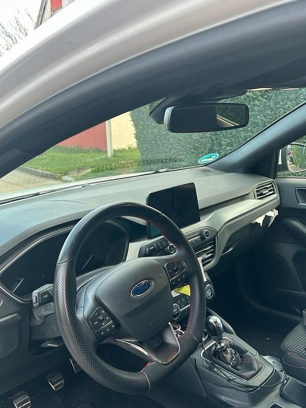Usata Ford Focus ST-Line 125 CV (91 kW) 2023 Bianco Berlina