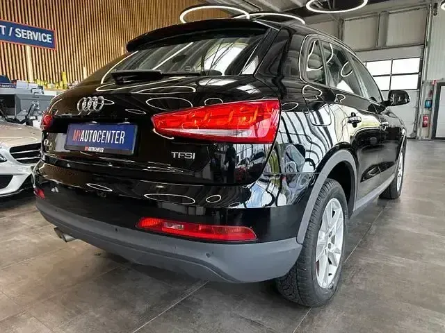 Gebraucht Audi Q3 Ambiente 150 PS (110 kW) 2014 Schwarz SUV