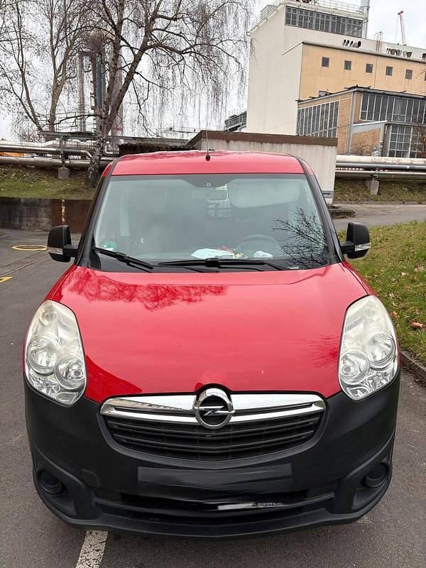 Gebraucht Opel Combo 95 PS (69 kW) 2016 Rot Van / Kleinbus