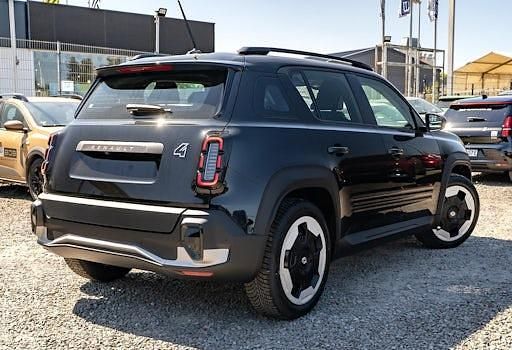 Nuova Renault 4 E-Tech Evolution 89 kW (122 CV) 2026 Nero SUV