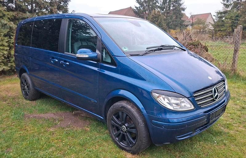 Gebraucht Mercedes Viano 150 PS (110 kW) 2007 Blau Van / Kleinbus