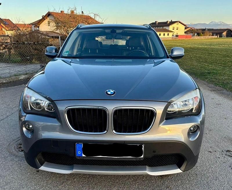 Gebraucht BMW X1 150 PS (110 kW) 2012 Grau SUV