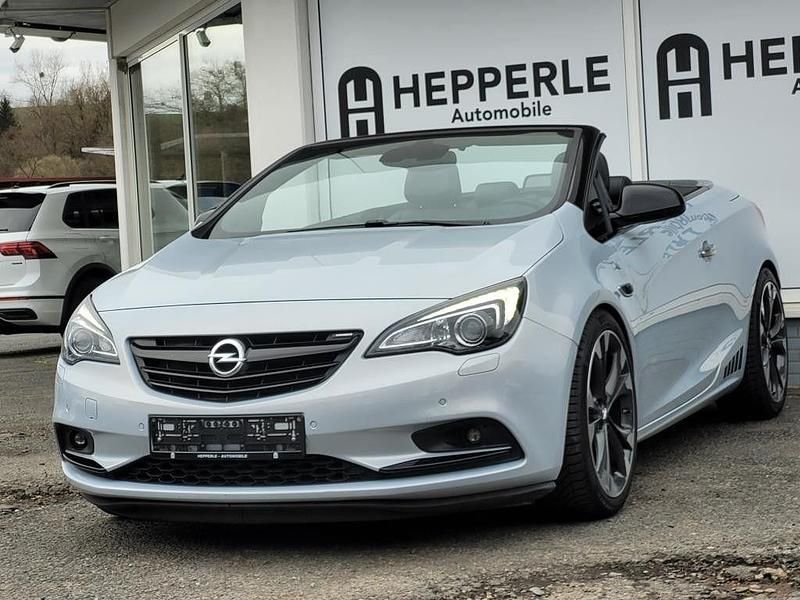 Gebraucht Opel Cascada Innovation 200 PS (147 kW) 2014 Weiß Cabrio
