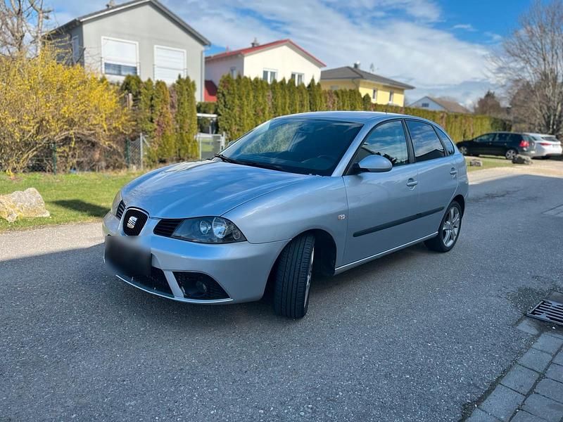 Gebraucht Seat Ibiza 86 PS (63 kW) 2008 Silber Kleinwagen