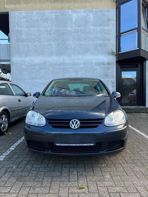 Blau Gebraucht 2006 VW Golf V Kleinwagen | 1.190 € (Superpreis) - Bild 1/4
