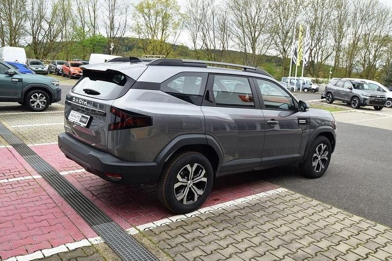 Neu Dacia Bigster Expression 156 PS (114 kW) 2026 Grau SUV