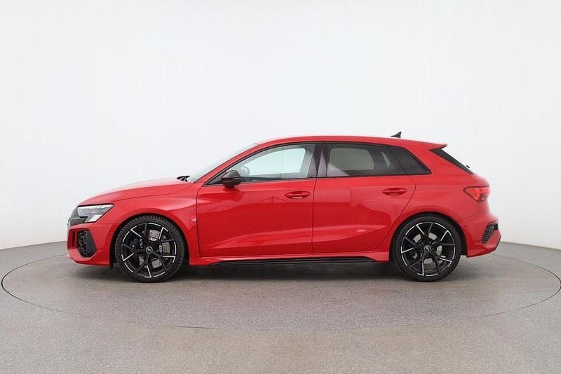Gebraucht Audi RS3 Sportback Sport 400 PS (294 kW) 2022 Rot Kleinwagen