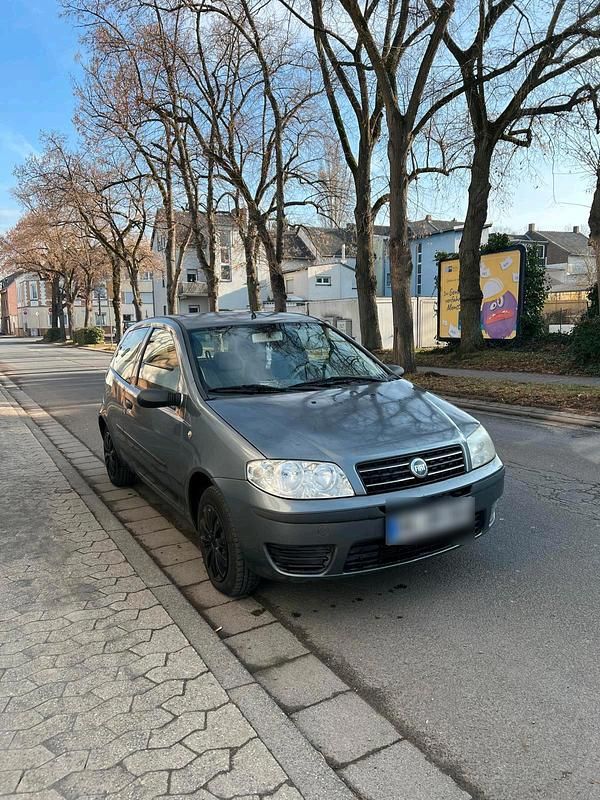 Gebraucht Fiat Punto 60 PS (44 kW) 2005 Grau Kleinwagen