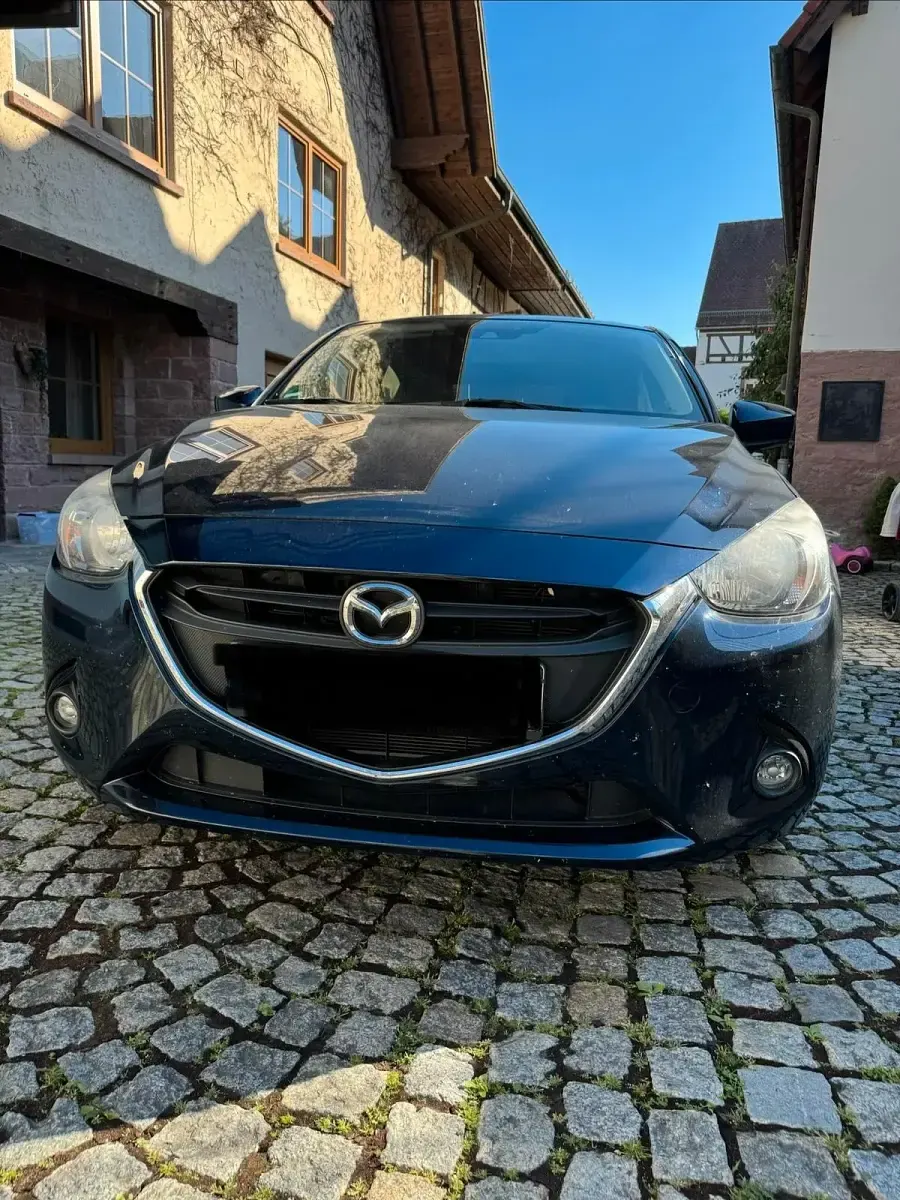 Gebraucht Mazda 2 Nakama 90 PS (66 kW) 2016 Blau Kleinwagen