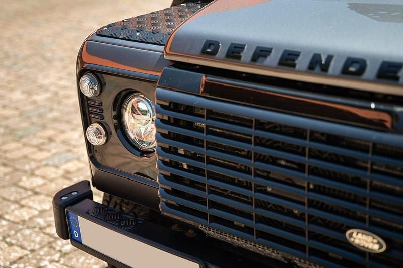 Gebraucht Land Rover Defender 122 PS (89 kW) 2016 Grau SUV