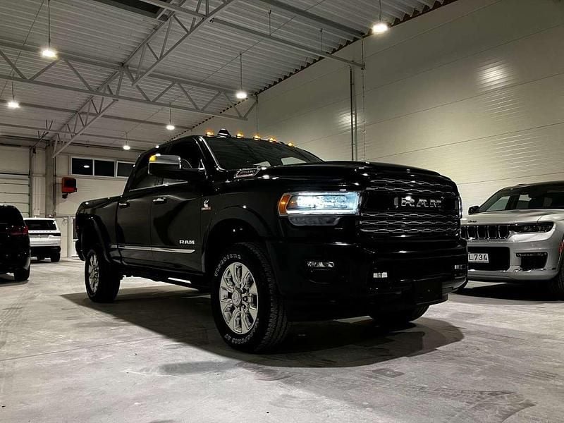 Schwarz Gebraucht 2022 Dodge Ram Limited Abholung | 86.999 € - Bild 1/4