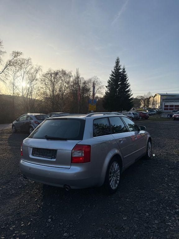 Gebraucht Audi A4 163 PS (119 kW) 2004 Silber Kombi