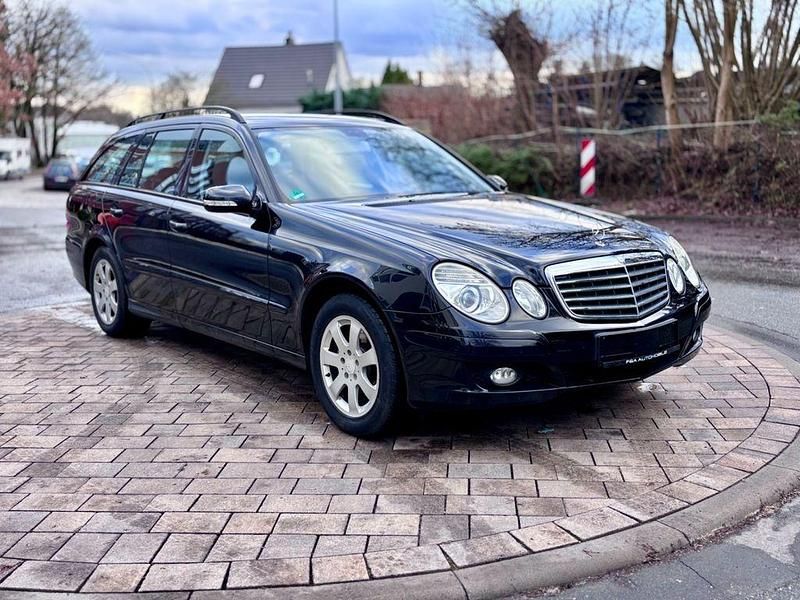 Gebraucht Mercedes E200 184 PS (135 kW) 2007 Schwarz Limousine