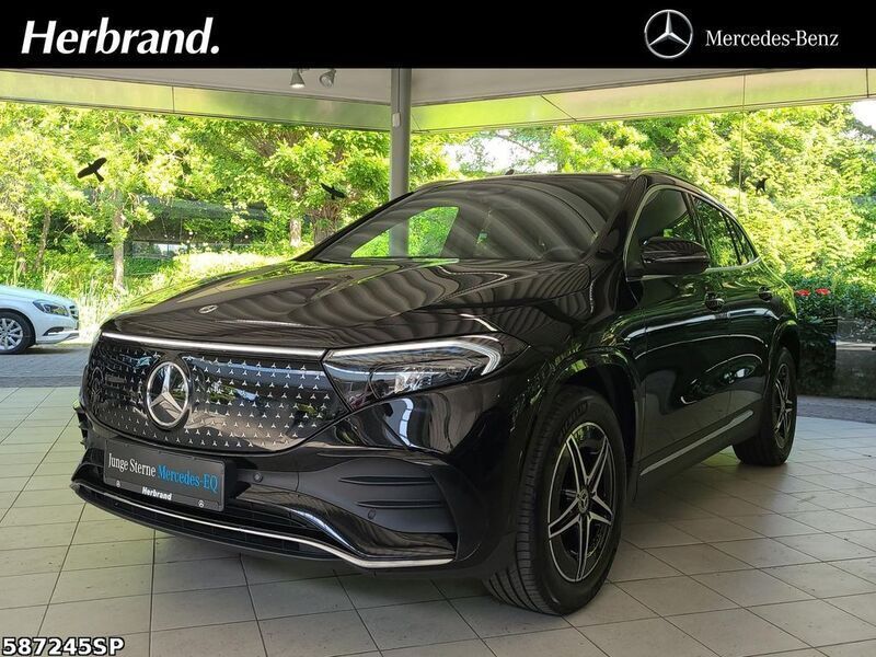Metalliclack kosmosschwarz Gebraucht 2024 Mercedes EQA300 AMG SUV | 36.790 € (Guter Preis) - Bild 1/4