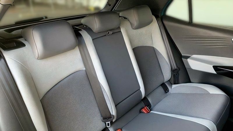 Gebraucht VW ID.3 Pro Performance 150 kW (204 PS) 2021 Blau / makenatürkis zweifarbig / metallic Kleinwagen