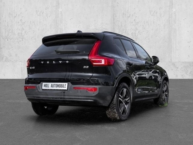 Gebraucht Volvo XC40 Plus 163 PS (119 kW) 2023 Schwarz SUV