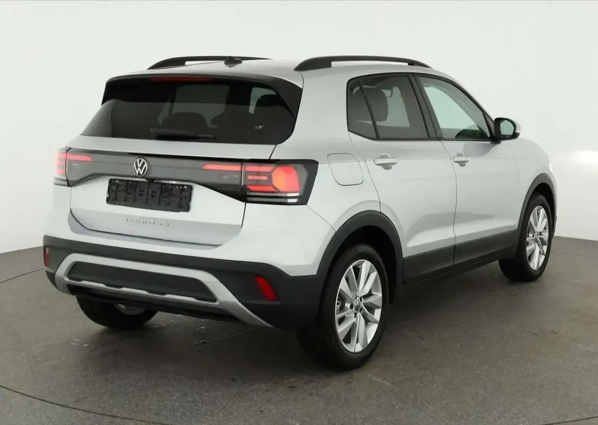 Neu VW T-Cross Life 116 PS (85 kW) 2026 Reflex silber metallic SUV
