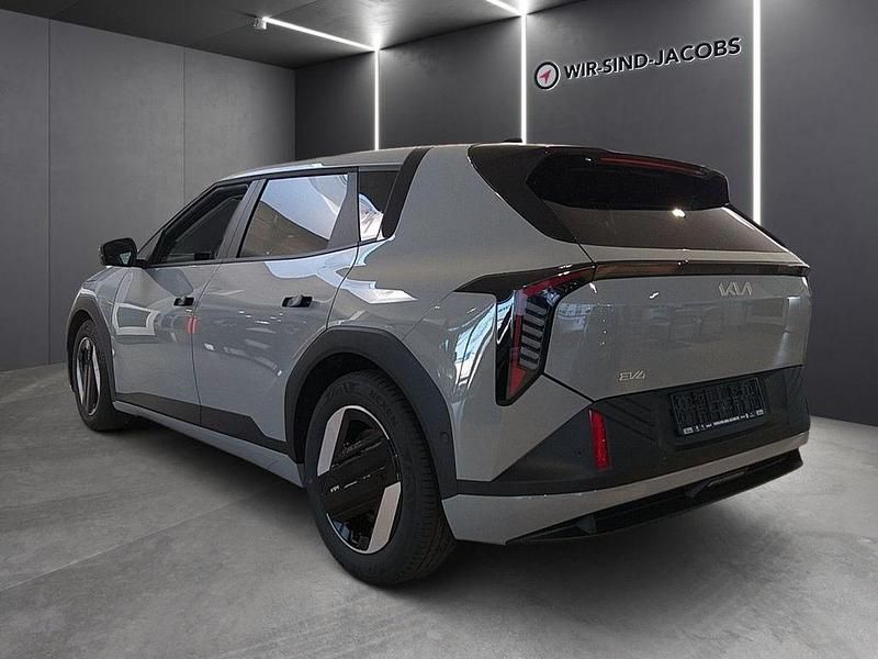 Neu Kia EV4 Earth 150 kW (204 PS) 2026 Grau Limousine