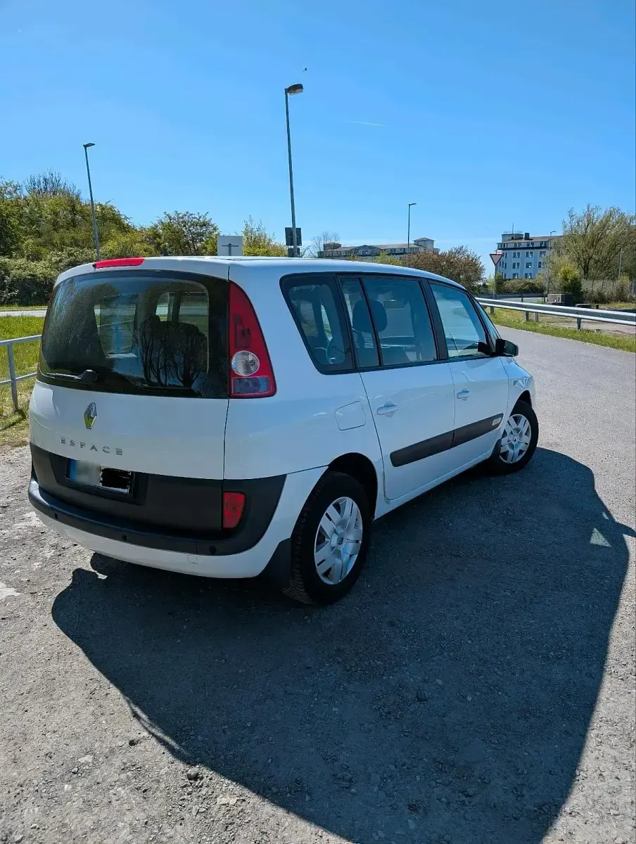 Begagnad Renault Espace 170 HK (125 kW) 2005 Vit Minibuss