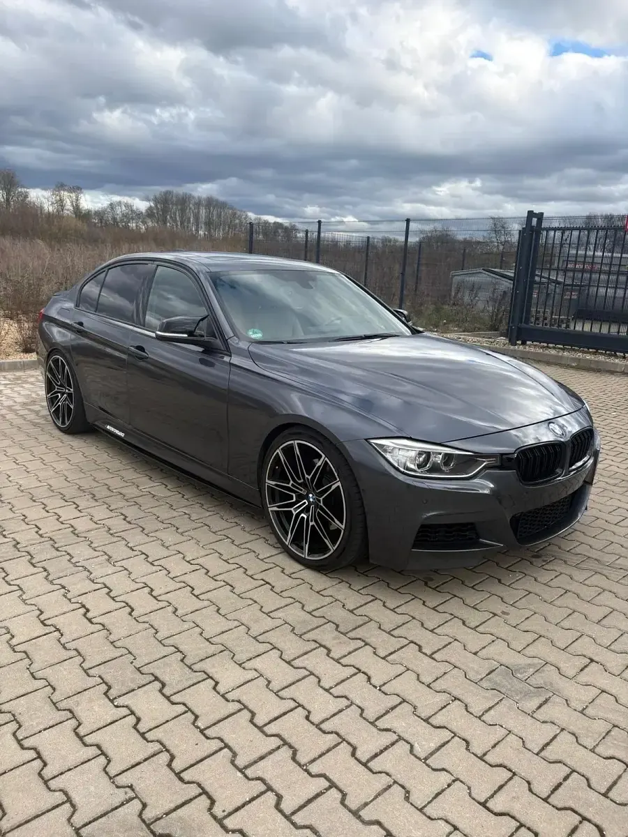 Gebraucht BMW 335 M Performance 306 PS (225 kW) 2013 Grau Limousine