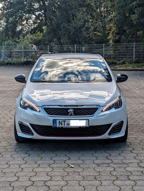 Gebraucht Peugeot 308 GTi by Peugeot Sport 272 PS (200 kW) 2017 Weiß Limousine