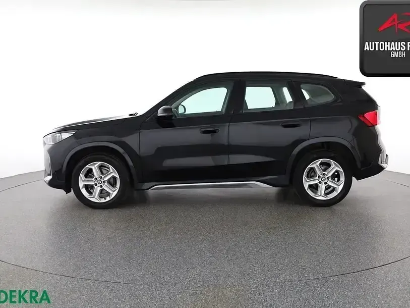 Używany BMW X1 xLine 150 KM (110 kW) 2023 Czarny SUV