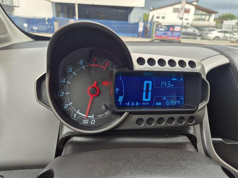 Gebraucht Chevrolet Aveo LT 101 PS (74 kW) 2013 Blau Limousine