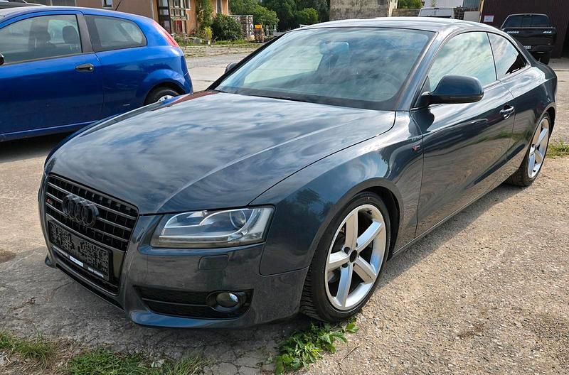 Grau Gebraucht 2008 Audi A5 Coupé | 5.500 € (Superpreis) - Bild 1/4