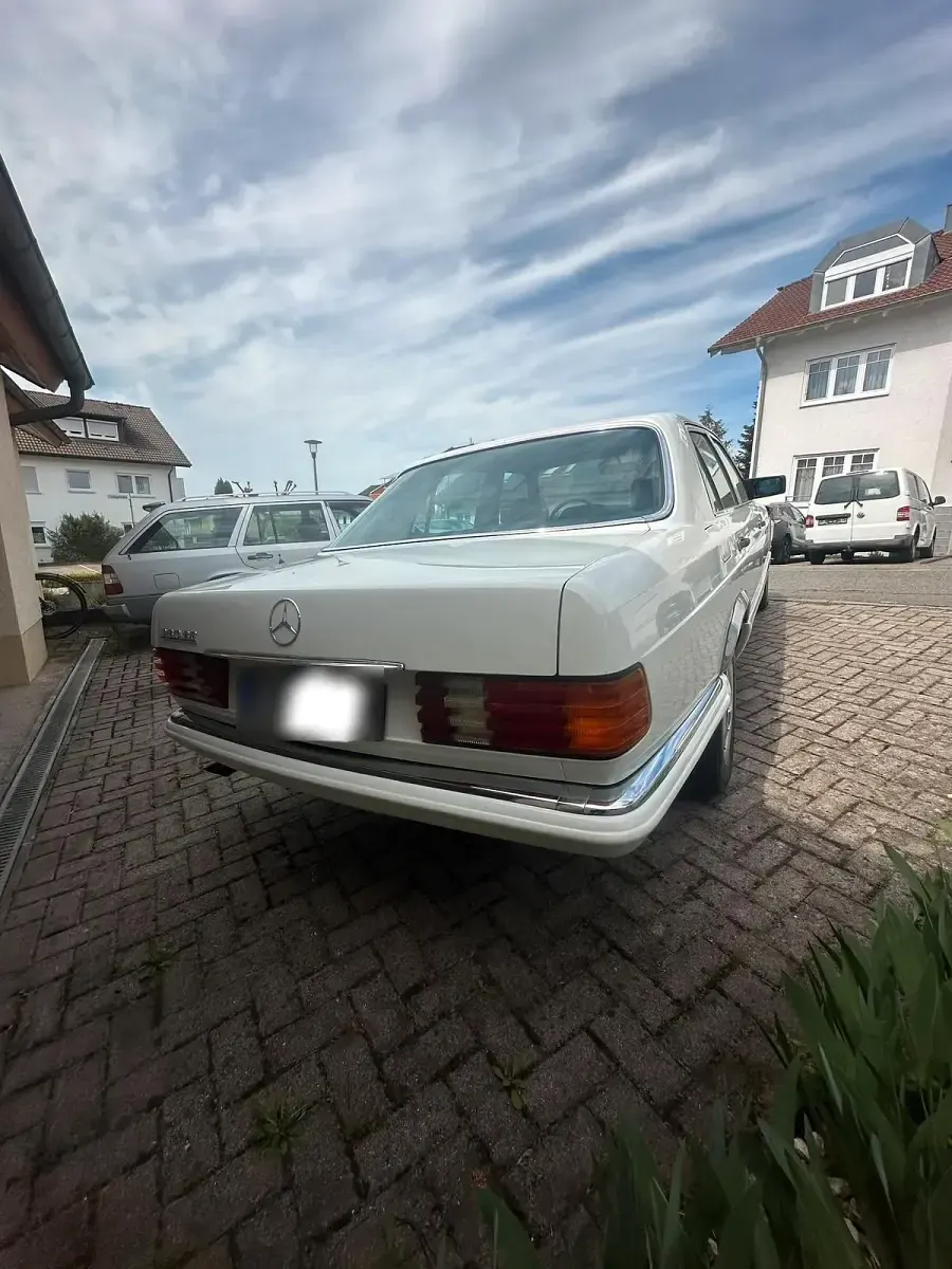 Gebraucht Mercedes 280 179 PS (131 kW) 1984 Weiß Limousine