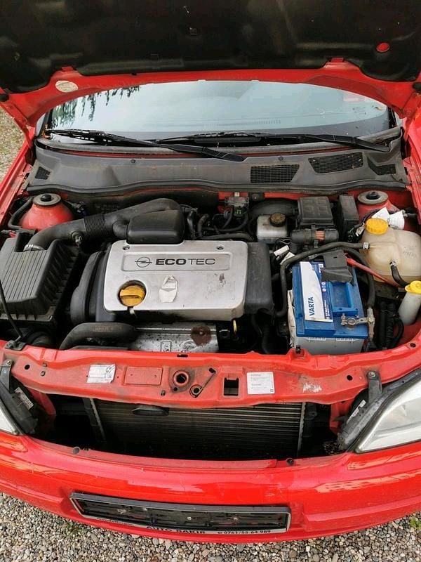 Gebraucht Opel Astra 70 PS (51 kW) 1998 Rot Coupé