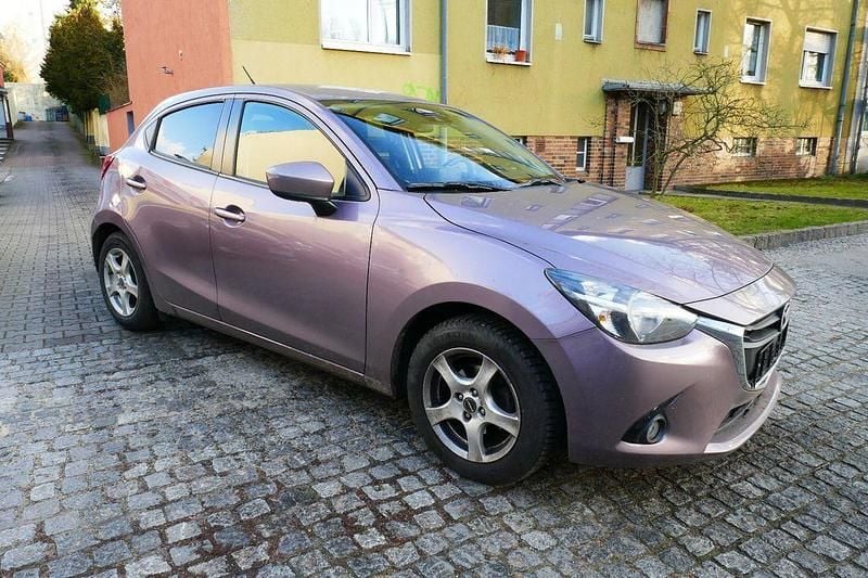 Gebraucht Mazda 2 Exclusive-Line 90 PS (66 kW) 2016 Grau Limousine
