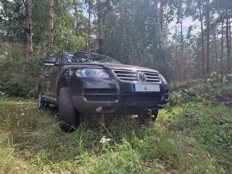 Schwarz Gebraucht 2005 VW Touareg R SUV | 3.840 € (Etwas zu teuer) - Bild 1/4