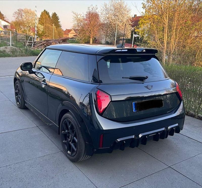 Second-hand Mini John Cooper Works 204 CP (150 kW) 2024 Gri Hatchback