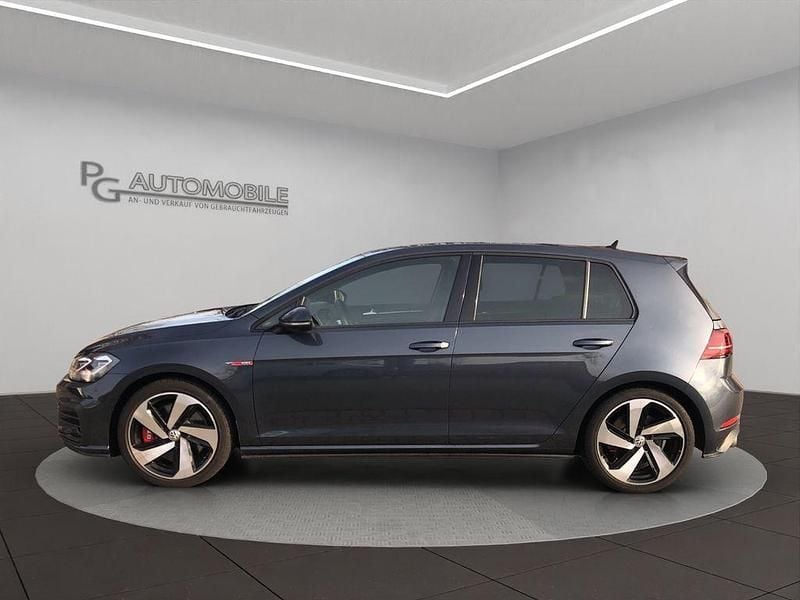 Gebraucht VW Golf VIII GTI 245 PS (180 kW) 2020 Blau Limousine
