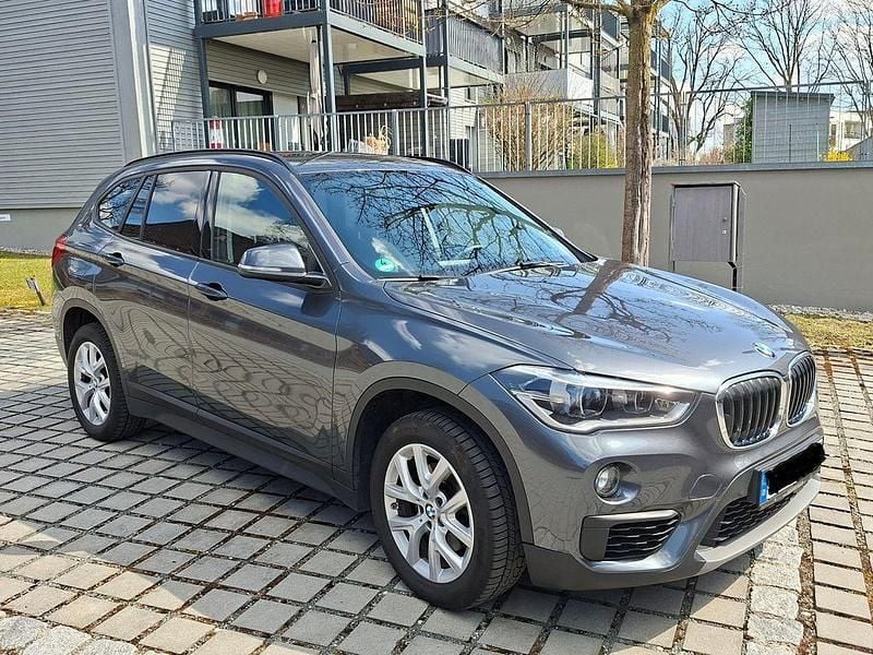 Gebraucht BMW X1 140 PS (102 kW) 2018 Grau SUV