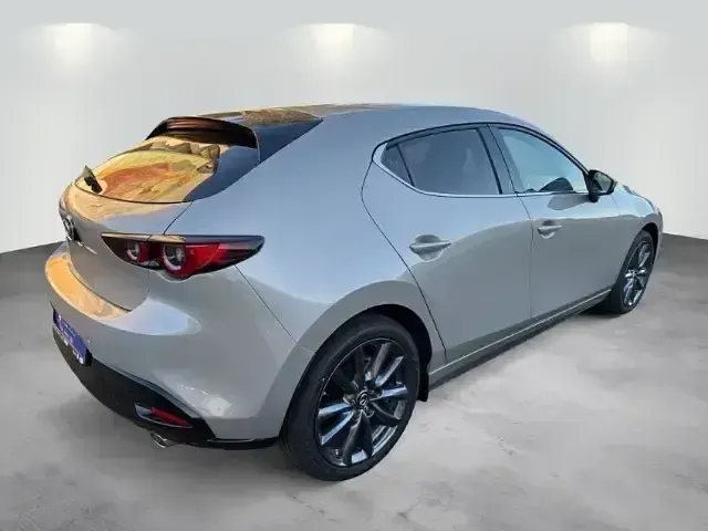 Neu Mazda 3 Exclusive-Line 140 PS (102 kW) 2026 Platinum quartz m (beige) Limousine