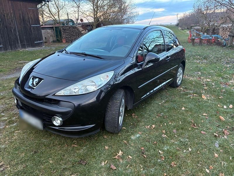 Gebraucht Peugeot 207 Filou 95 PS (69 kW) 2009 Schwarz Limousine
