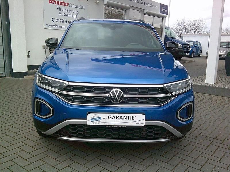 Gebraucht VW T-Roc Move 116 PS (85 kW) 2023 Blau SUV