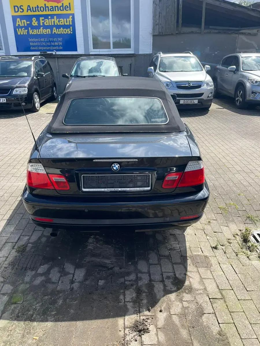 Gebraucht BMW 318 Cabriolet 143 PS (105 kW) 2005 Schwarz Cabrio