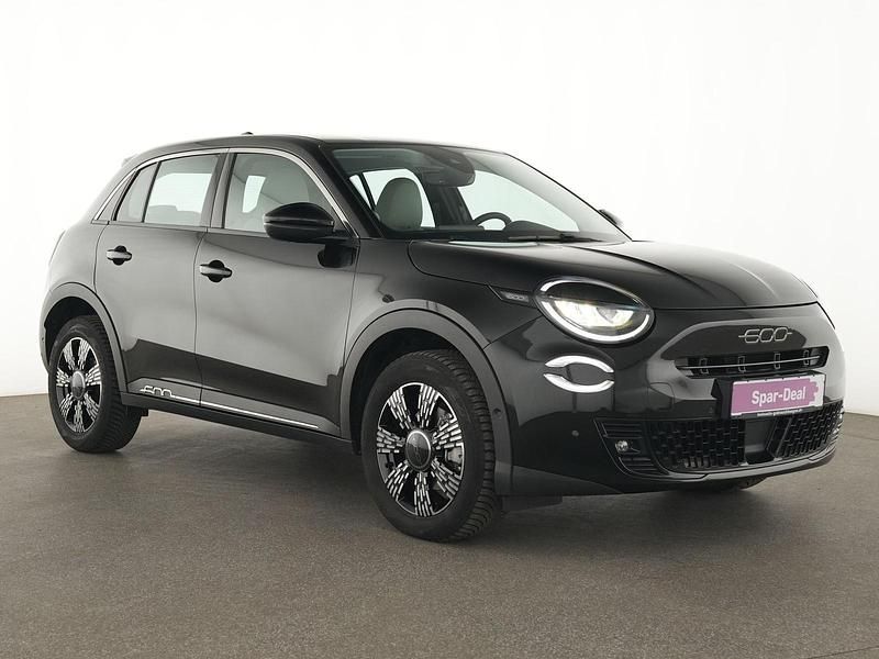 Gebraucht Fiat 600 Style 101 PS (74 kW) 2024 Schwarz Limousine