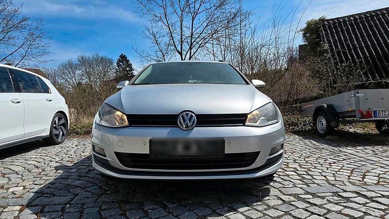 Silber Gebraucht 2015 VW Golf VII Kombi | 5.800 € (Superpreis) - Bild 1/4