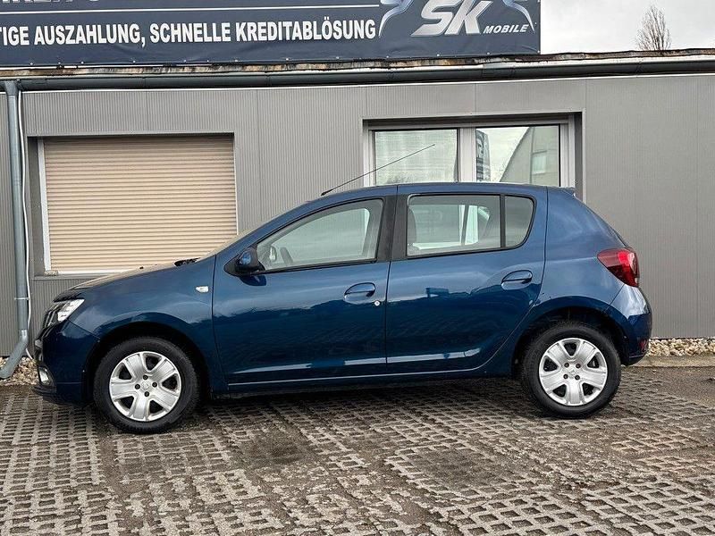 Gebraucht Dacia Sandero Comfort 90 PS (66 kW) 2018 Blau Limousine