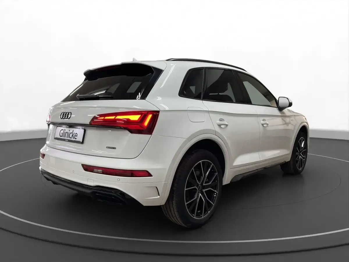 Gebraucht Audi Q5 S-Line 299 PS (219 kW) 2024 Arkonaweiß SUV