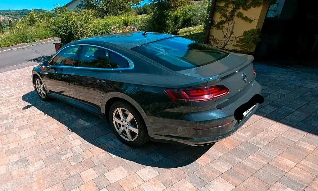 Gebraucht VW Arteon 150 PS (110 kW) 2019 Grau Kleinwagen