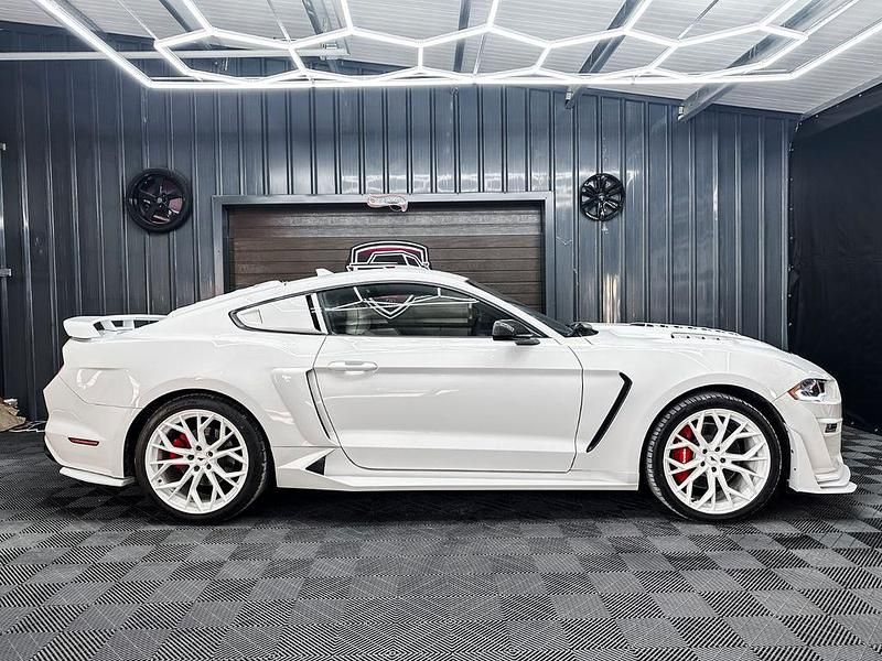Weiß Gebraucht 2021 Ford Mustang GT | 31.990 € (Guter Preis) - Bild 1/4